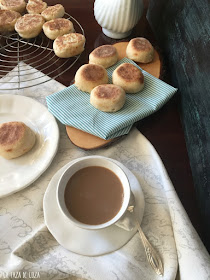 muffins-y-taza-de-café