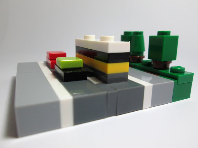 MOC LEGO Micro paisagem Táxi e Carris