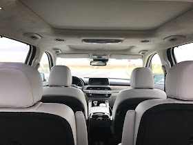 Interior view of 2020 Kia Telluride