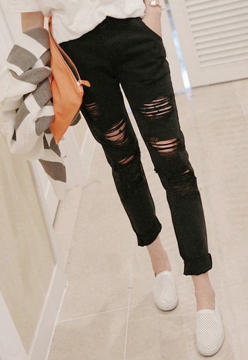 Ripped Slim Fit Pants