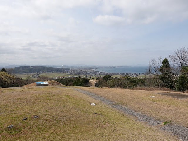 むきばんだ史跡公園　洞ノ原地区　西側丘陵からの眺め