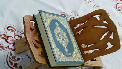 Tafsir Surah Al Baqarah 257 dan Artinya