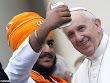 Pope takes a selfie with a Hindu man