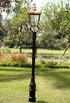 Outdoor Lighting: Outdoor Pole Lights