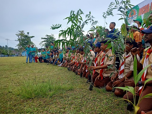 Aksi Penanaman Pohon di Biak