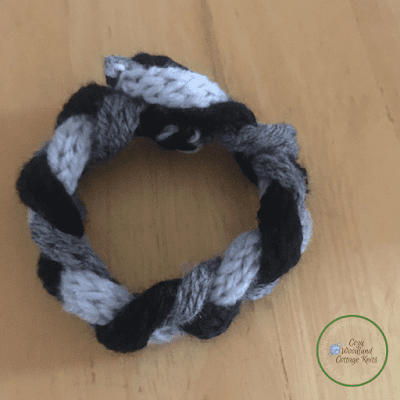 Picture of black, white and grey twisted bracelet