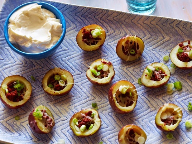 Crowd Pleasing Super Bowl Snack Recipes