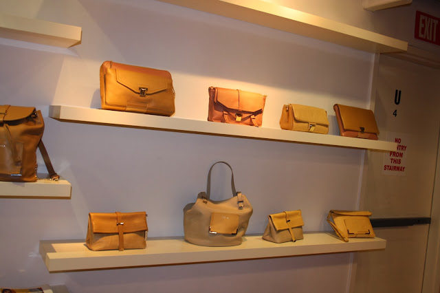  Laura Vela Spring '14 Handbags