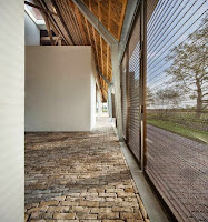 A Traditionally Agricultural Modern Barn House Design In Netherlands