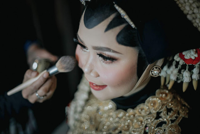 fotografer wedding jakarta,jasa foto wedding murah,jasa foto video pernikahan didepok,video wedding cinematic,video wedding clip