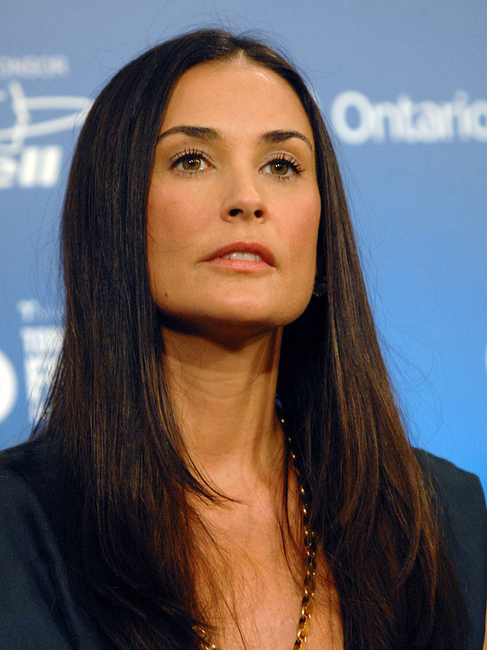 Demi Moore biography