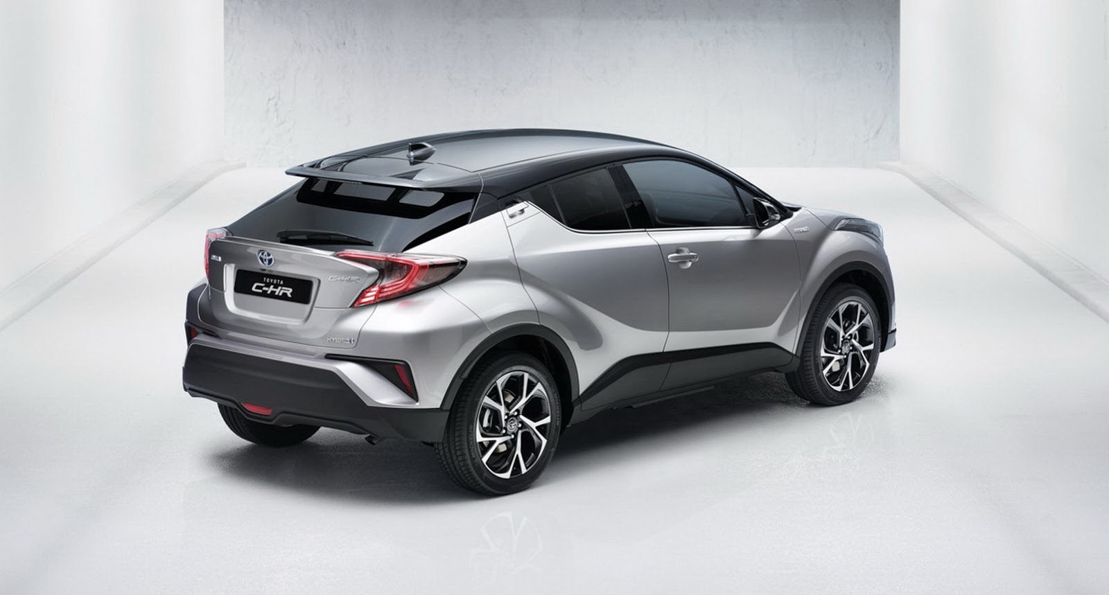 New Toyota C-HR Gets 1.2L Turbo, 2.0L And 1.8L Hybrid ...