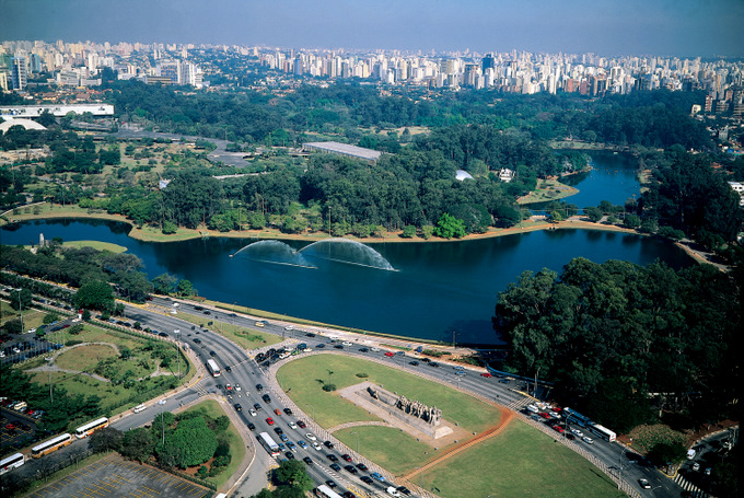 Vendas de imóveis e lançamentos crescem em SP