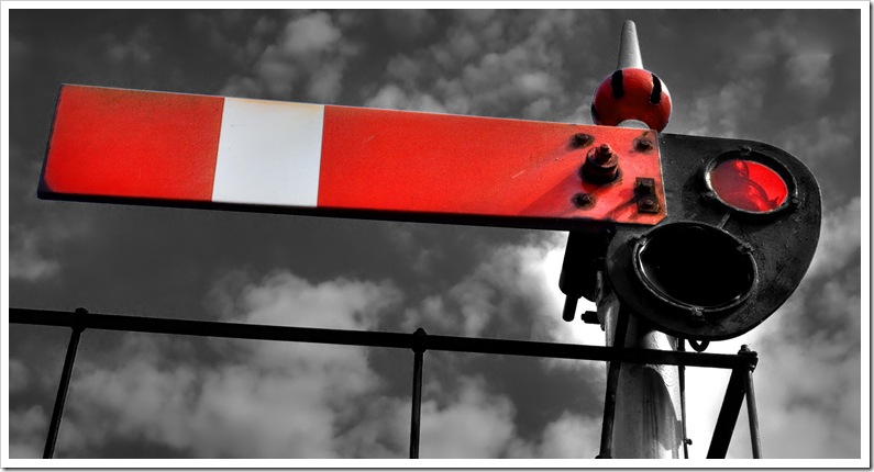 gwr semaphore signal arm at danger enhanced bw