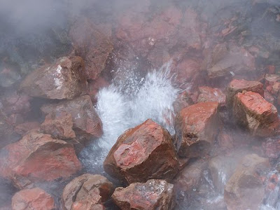 Air Panas Deildartunguhver terletak di Reykholtsdalur, Eslandia