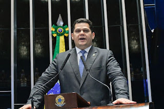 http://vnoticia.com.br/noticia/3443-apos-eleicao-tumultuada-davi-alcolumbre-e-eleito-presidente-do-senado