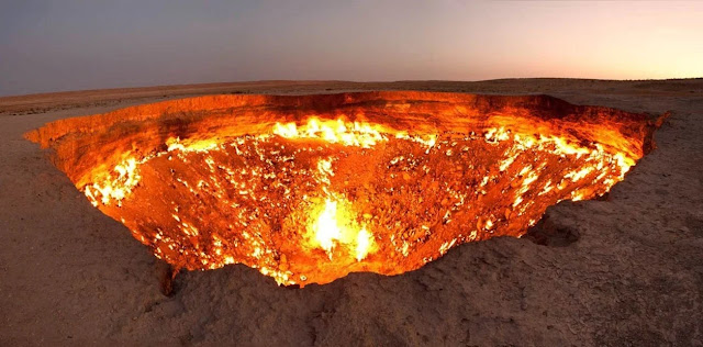 Explorando el Misterio del Cráter de Davarza  en Turkmenistán