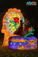 Ogród Świateł ponownie zawitał w chorzowskiej Legendii! W tym roku  nawiązuje do kultowej bajki Disney'a: Piękna i Bestia.