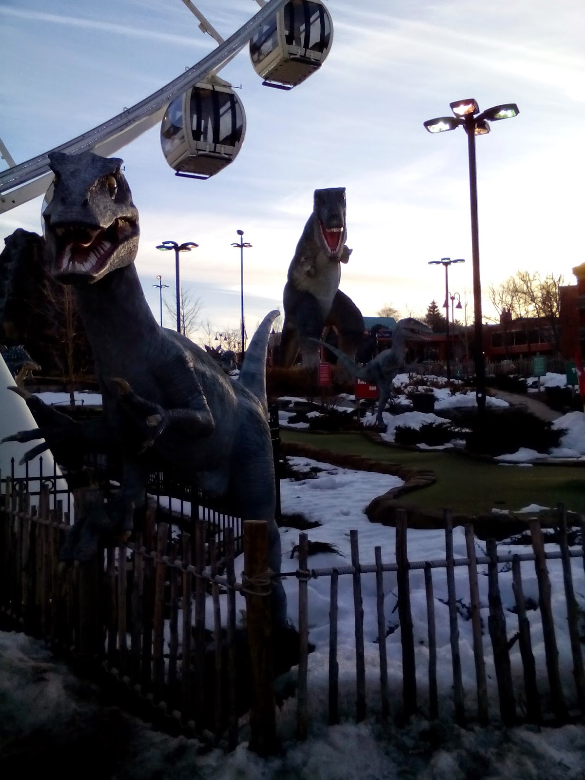 Dinosaur Adventure Golf Niagara Falls