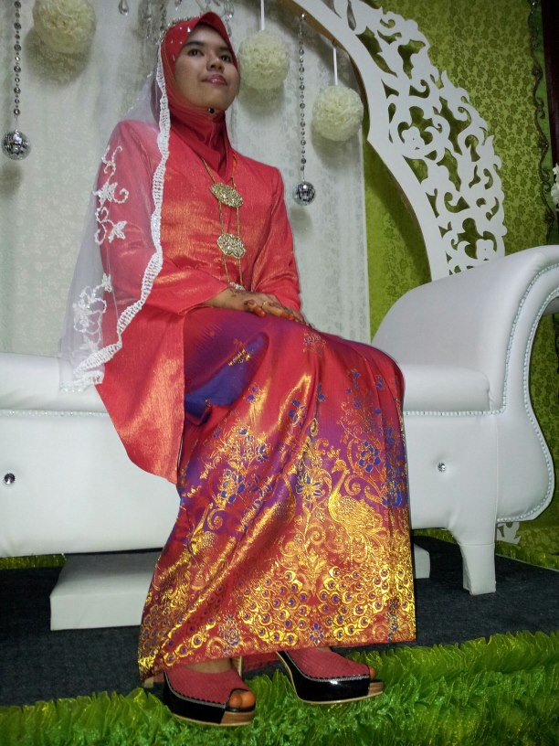 Sokha Sands Enterprise Baju pengantin songket Kemboja