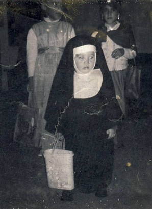 Nun costume