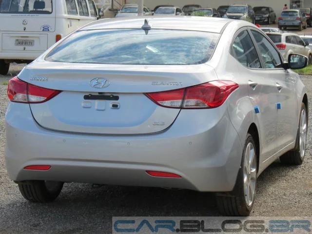 Hyundai Elantra 2014 Prata