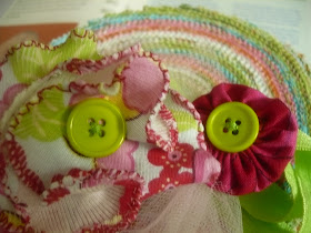 rolled hem fabric flowers tutorial