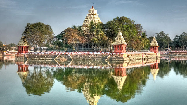  Mariamman Tepakkulam Temple