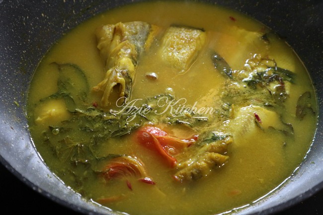 Asam Rebus Tempoyak Ikan Lais - Azie Kitchen