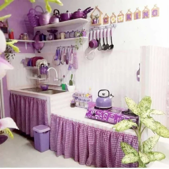contoh rumah warna cat ungu