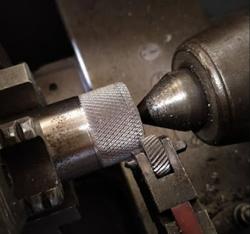 Proses Knurling dalam Permesinan