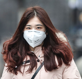 A top infectious disease expert and the Ministry of Health (MOH) have said that the public should not rely on N95 masks to guard against the Wuhan virus, even as they fly off the shelves at pharmacies.