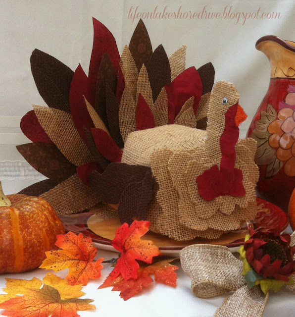 alt="Burlap Turkey Tutorial using fabric stiffener"