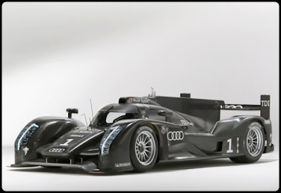 2011-Audi-R18-Side-View