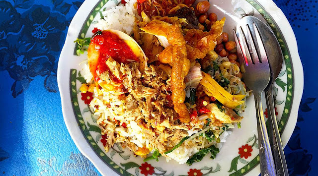 Nikmatnya Nasi Campur Bali