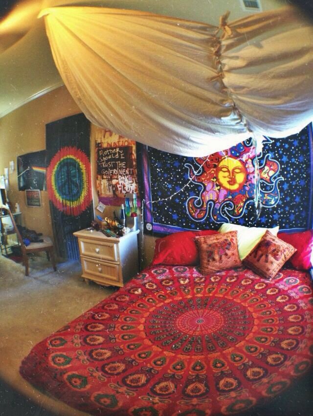 Trippy Bedroom Decor