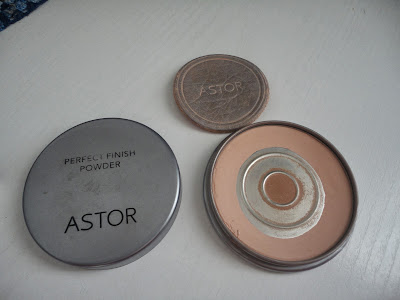 basico-astor-perfect-finish-powder