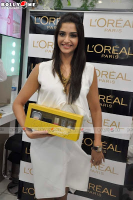 Sonam Kapoor Lâ€™Oreal Golden Photos