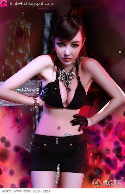 Shi-Zi-Jia-Black-Bikini-Top-05-very cute asian girl-girlcute4u.blogspot.com