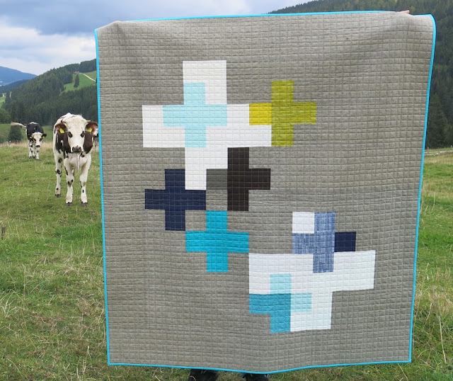 Luna Lovequilts - Plus Quilt, photo shoot outside