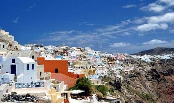 6514_5585408-beautiful-island-of-santorini-greece[1]