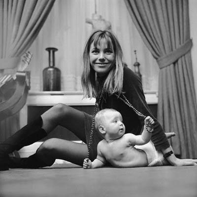 Jane Birkin's first daughter Kate Barry was born on April 8 1967