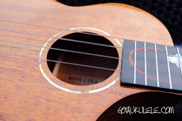 Enya EUT-M6 Tenor Ukulele soundhole