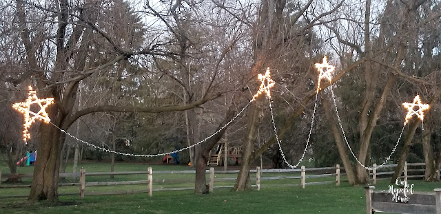 chain 4 hanging wooden stars Christmas lights