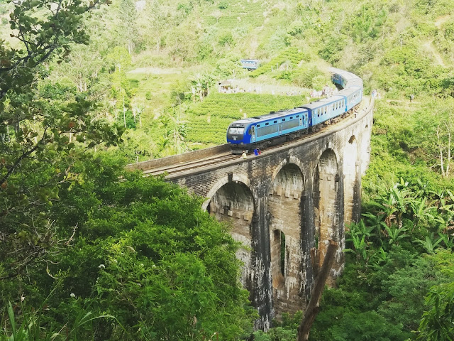 puente de los nueve arcos ella