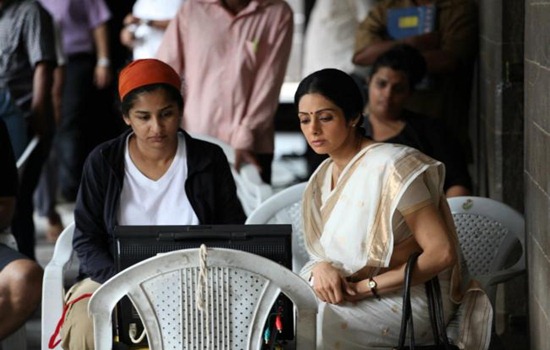 Watch Online Movie English Vinglish Trailer 2012 Sridevi Latest Wallpapers