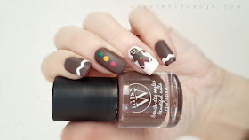 Gingerbread Man Nail Art