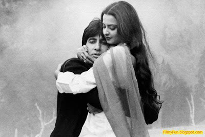 Amitabh_Bachchan_Rekha_best_couple_in_bollywood_FilmyFun.blogspot.com