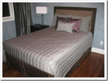 3 cushions
