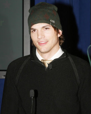 Ashton Kutcher Hot Pics